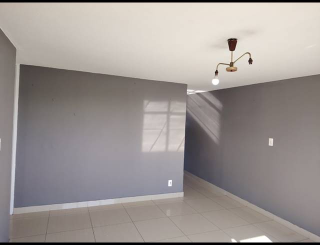 2 BEDROOM APARTMENT FOR SALE IN PINETOWN CENTRAL